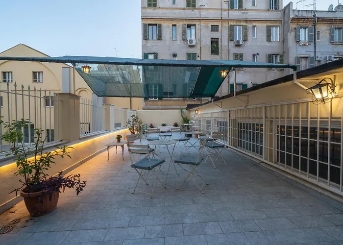 Noi Luxury Colosseum Hotel *